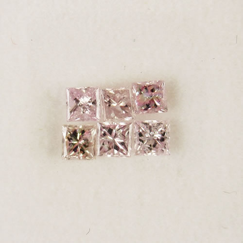 ダイヤ　0.50ct　ピンクカラー系プリンセス　　ジュエリールース bd744