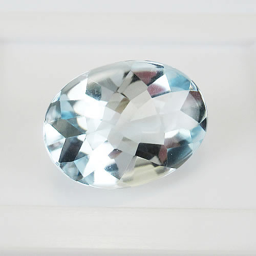 ブルートパーズ　13.61ct 　バフトップ　ジュエリールース cd739 画像