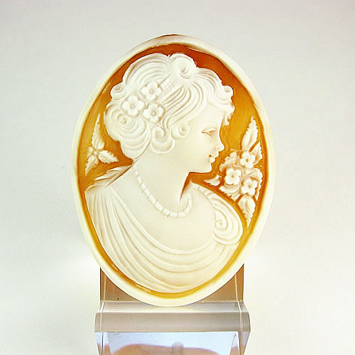 シェルカメオ 手彫り 45×34mm　ジュエリールース cd813