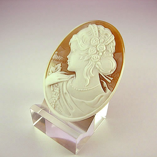 シェルカメオ　 手彫り 45×33mm 　ジュエリールース cd818 画像