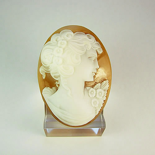 シェルカメオ 手彫り 40×30mm　ジュエリールース cd823