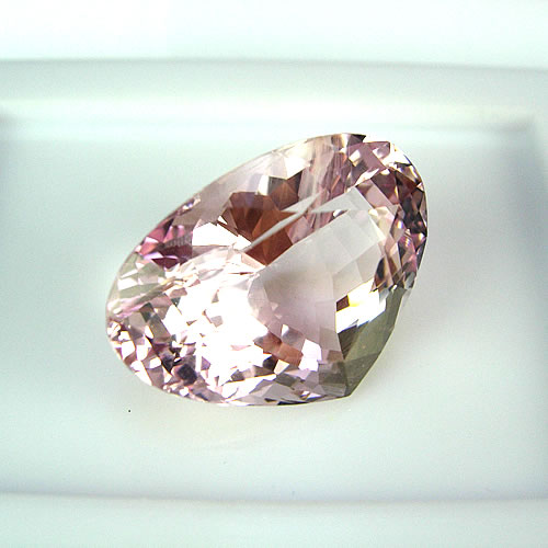 モルガナイト 10.96ct ジュエリールースdn125 - 御徒町の宝石屋