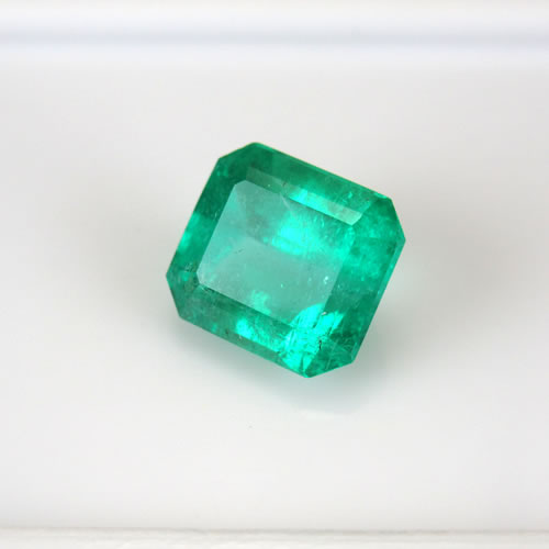 コロンビア産エメラルド　2.03ct　ジュエリールース ed650 画像