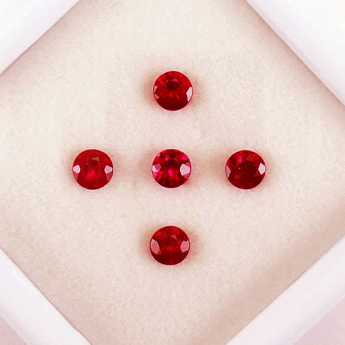 ルビー　2.6～2.8mm 　0.48ct　ジュエリールース ed657 画像