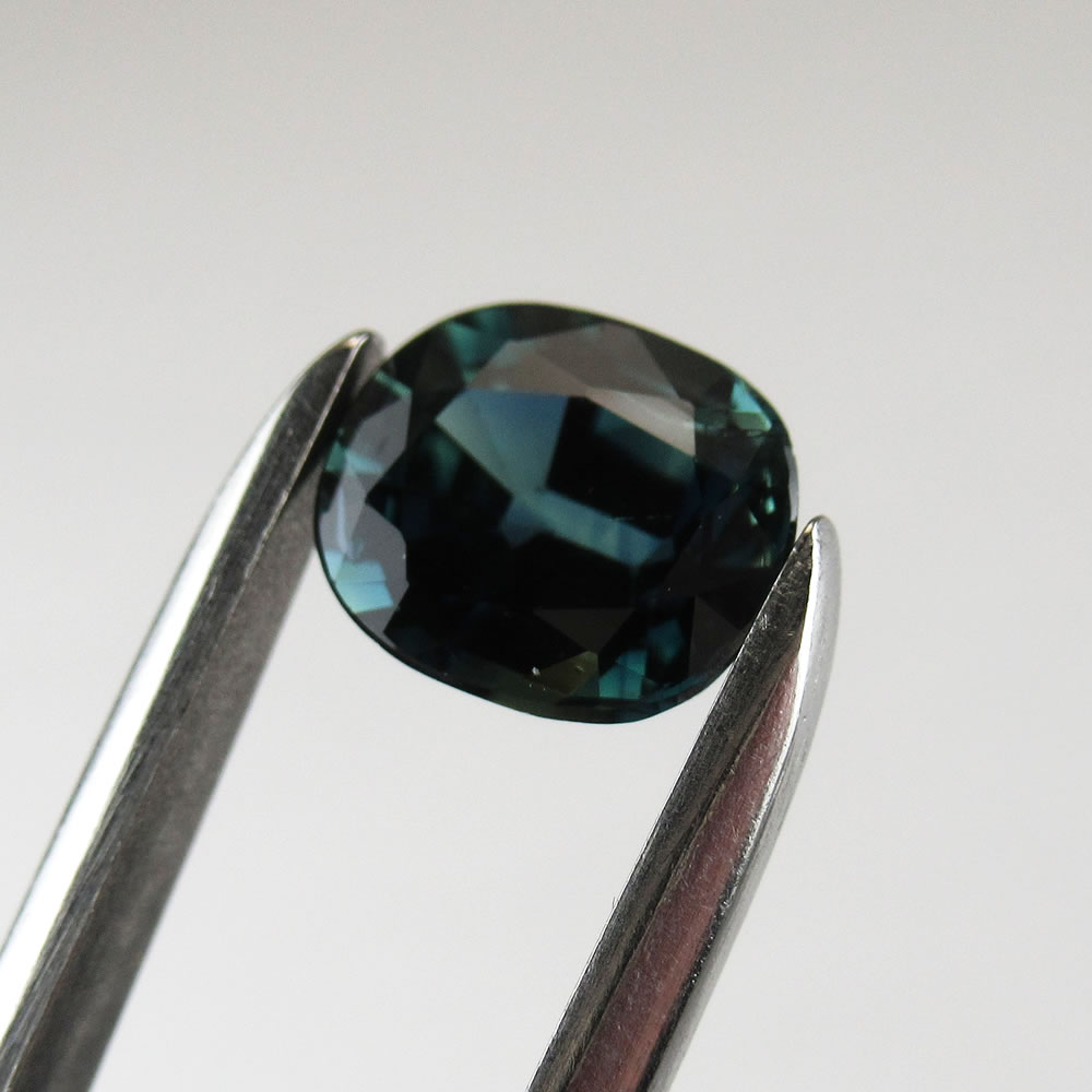 ブルーサファイア　1.32ct　ジュエリールース ed707