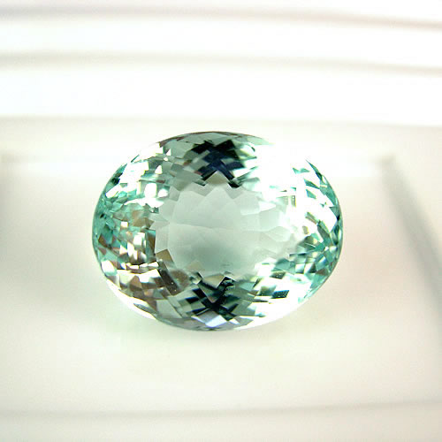 アクアマリン　13.25ct　 ジュエリールース ed731